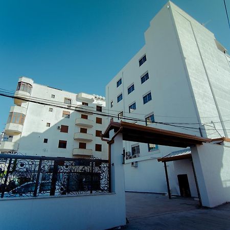 Hotel Lubjana Durrës Exterior foto