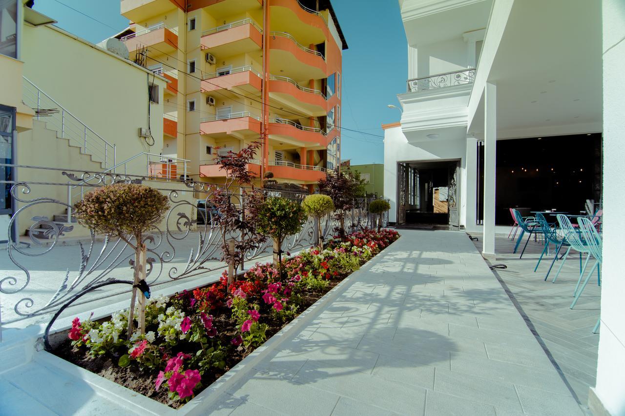 Hotel Lubjana Durrës Exterior foto
