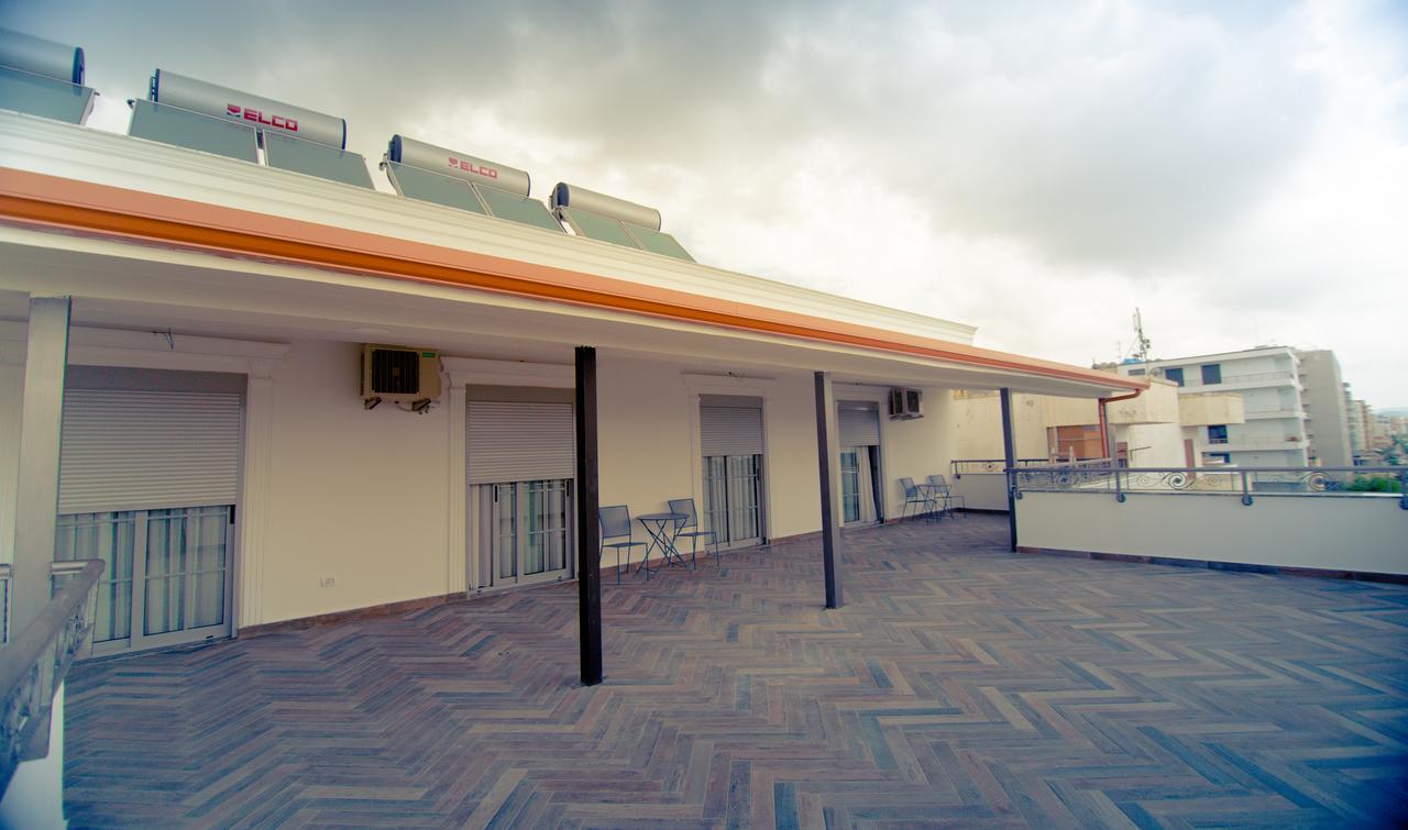 Hotel Lubjana Durrës Exterior foto